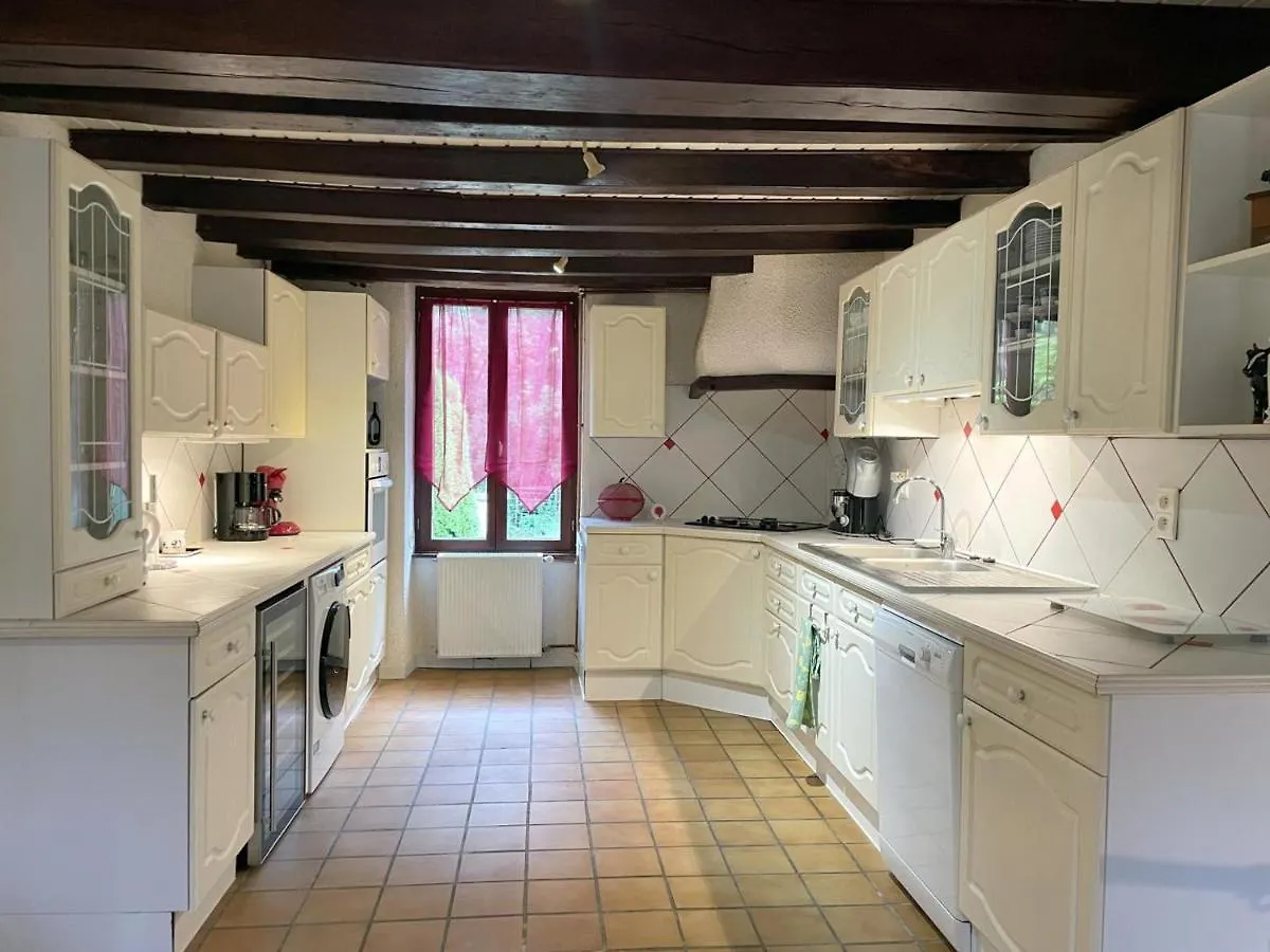 Holiday home Ecrin De Verdure | Longere Bourbonnaise | Confort Moderne | 3Ha De Nature - Fr-1-489-397 Hyds