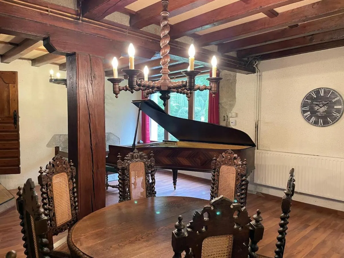 Holiday home Ecrin De Verdure | Longere Bourbonnaise | Confort Moderne | 3Ha De Nature - Fr-1-489-397 Hyds