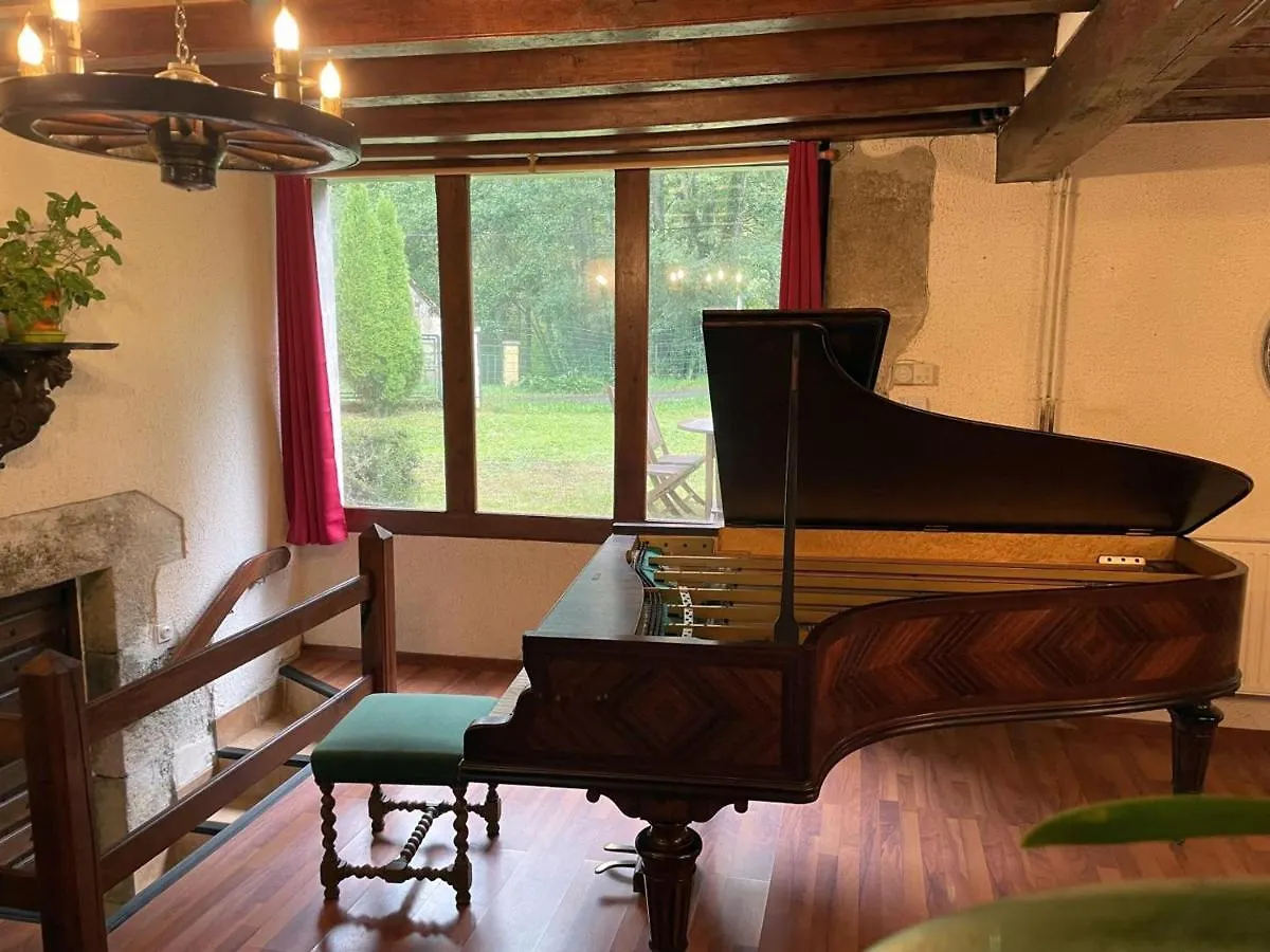 Holiday home Ecrin De Verdure | Longere Bourbonnaise | Confort Moderne | 3Ha De Nature - Fr-1-489-397 Hyds